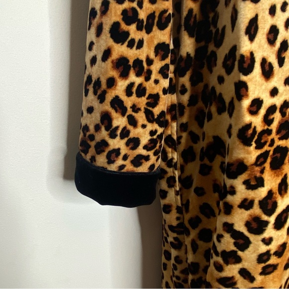 Charter Club Intimates Leopard Print Zip Front Robe - Picture 7 of 13